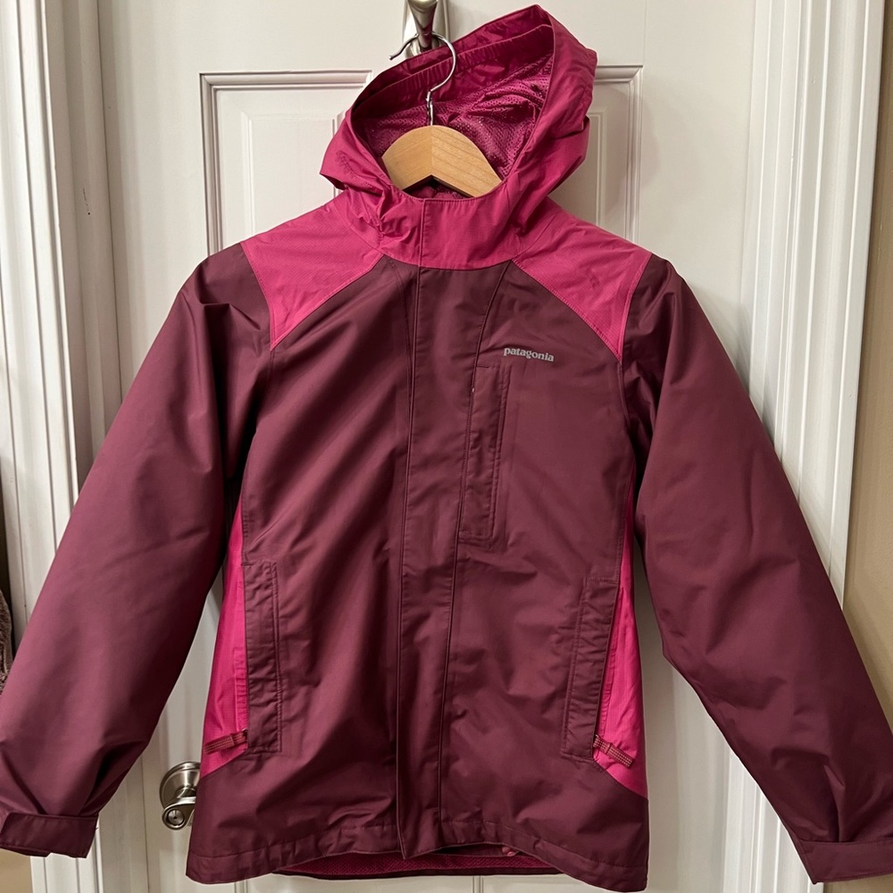 Girls Patagonia snow jacket size 12